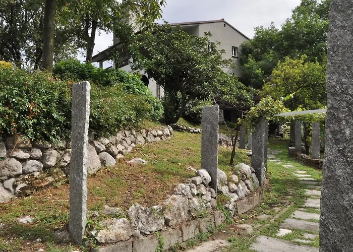 Residenza La Torre 레노 디 레기우노