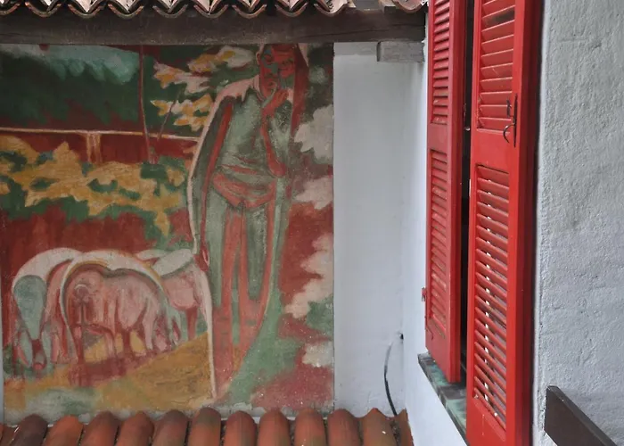 Residenza La Torre * 레노 디 레기우노