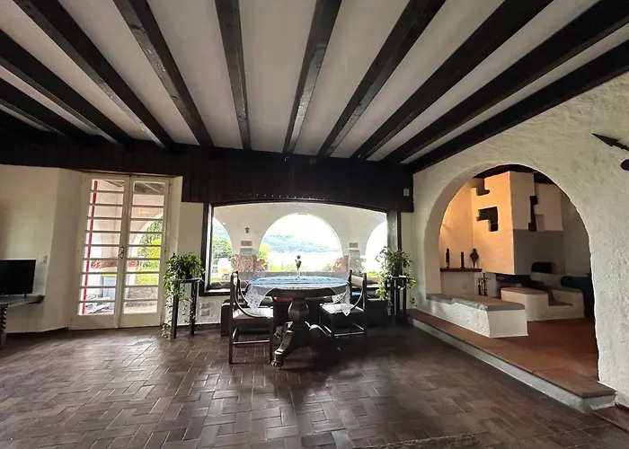 Residenza La Torre 아파트 *